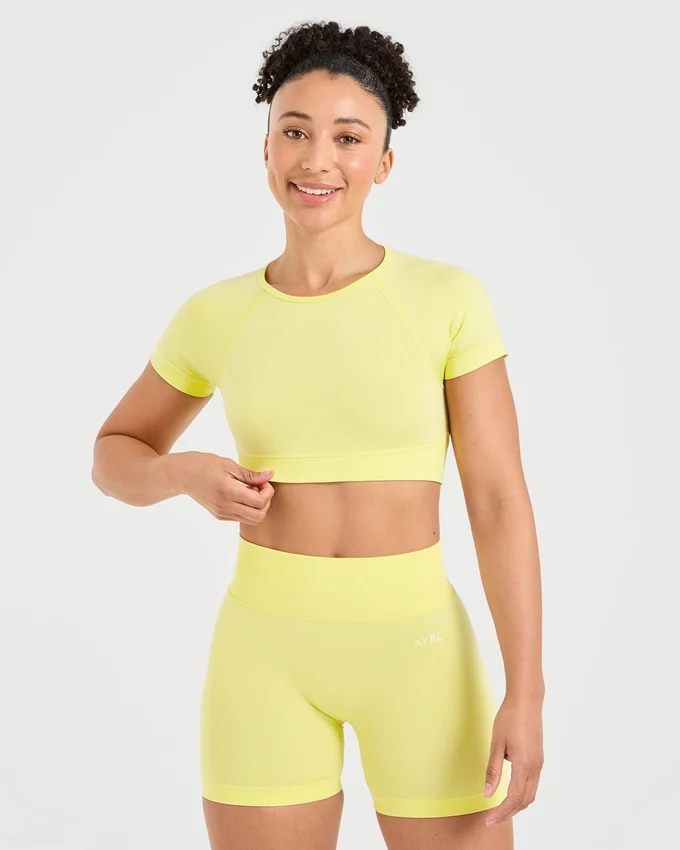 Adapt Seamless Crop Top