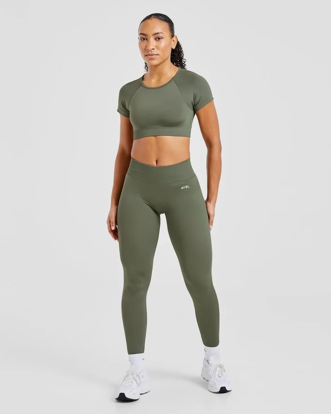 Adapt Seamless Crop Top