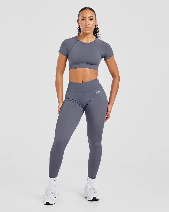 Adapt Seamless Crop Top