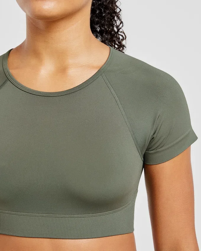 Adapt Seamless Crop Top