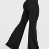 Adapt Seamless Flared Leggings