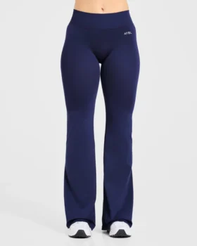 Adapt Seamless Flared Leggings