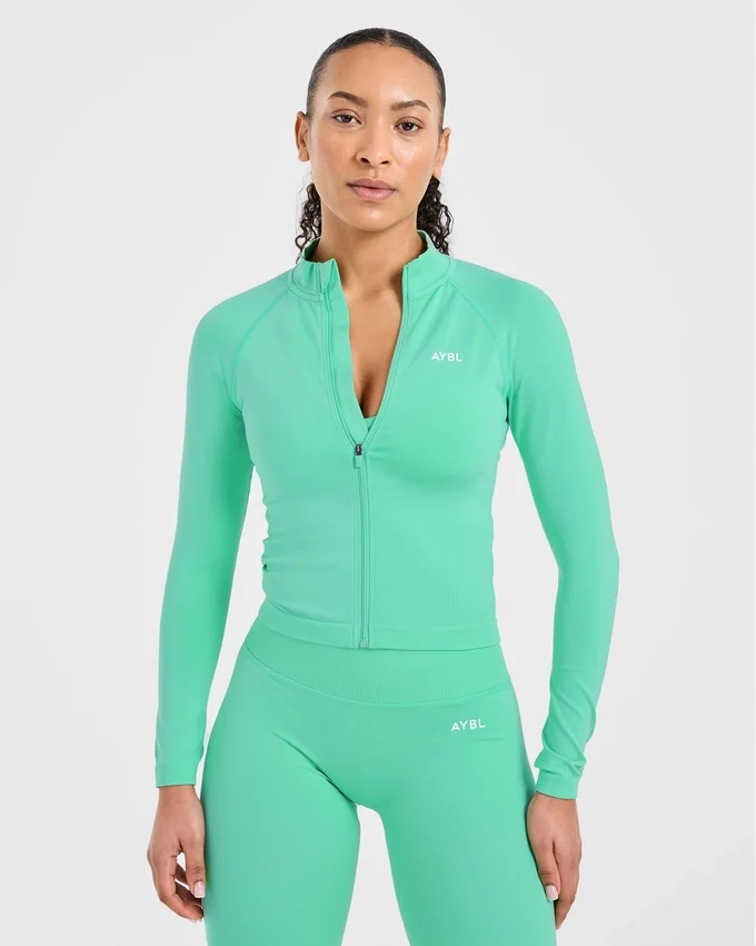 Adapt Seamless Jacket