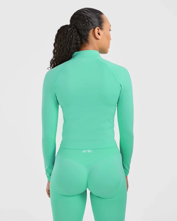 Adapt Seamless Jacket