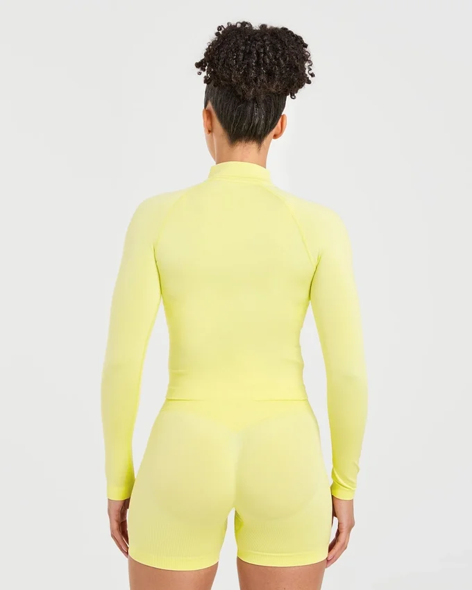 Adapt Seamless Jacket