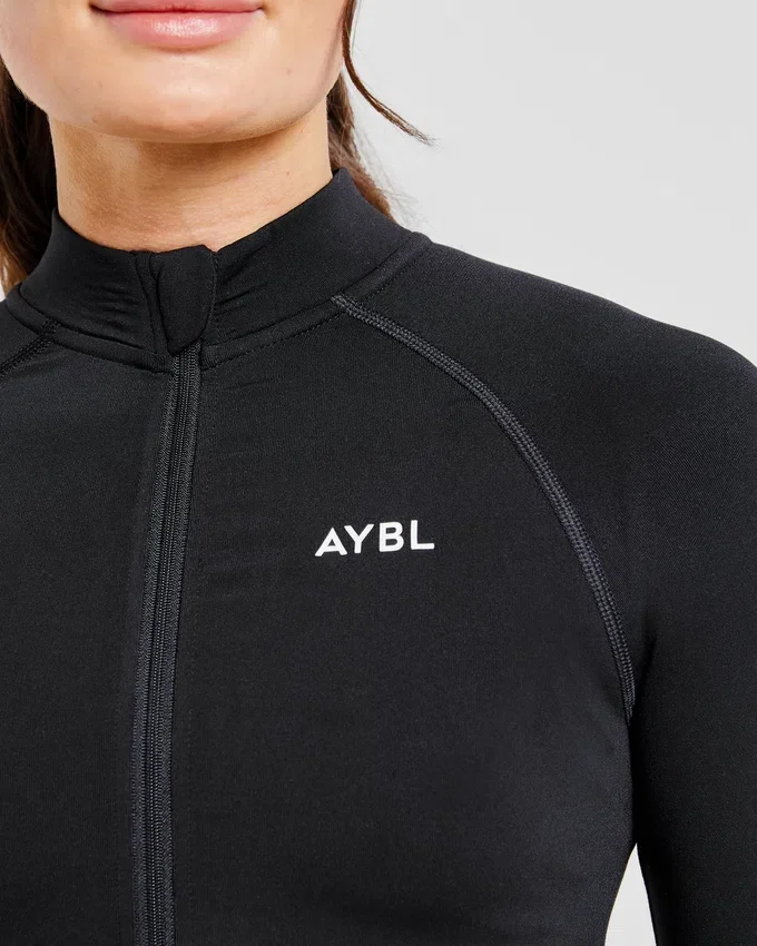 Adapt Seamless Jacket