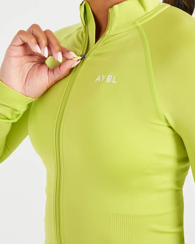 Adapt Seamless Jacket