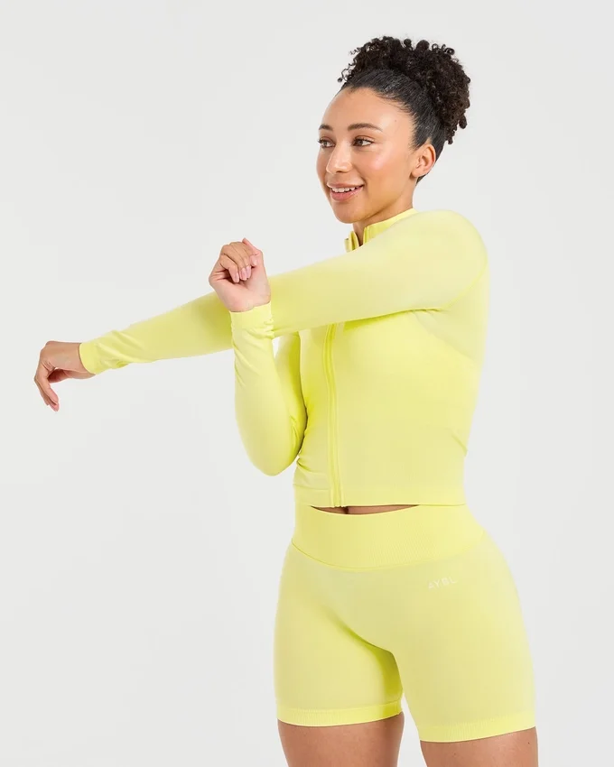 Adapt Seamless Jacket