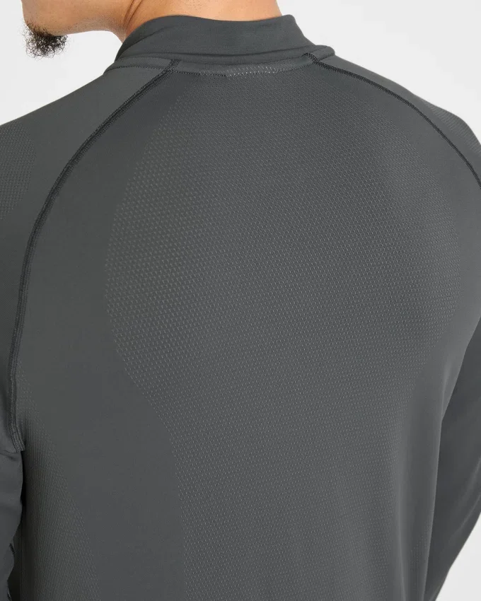 Attain Seamless 1/2 Zip Pullover