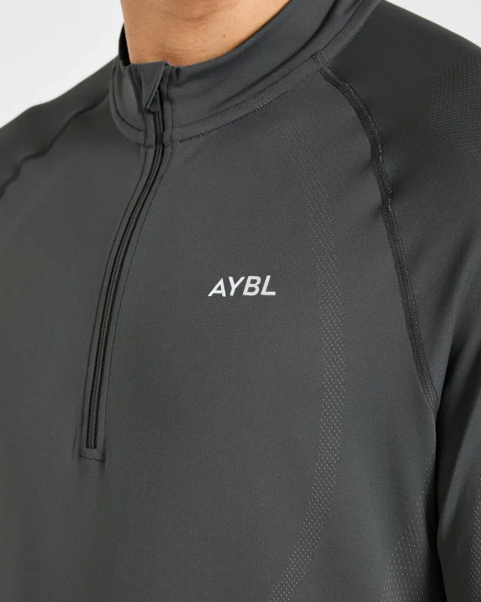 Attain Seamless 1/2 Zip Pullover