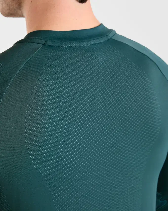 Attain Seamless Long Sleeve T Shirt