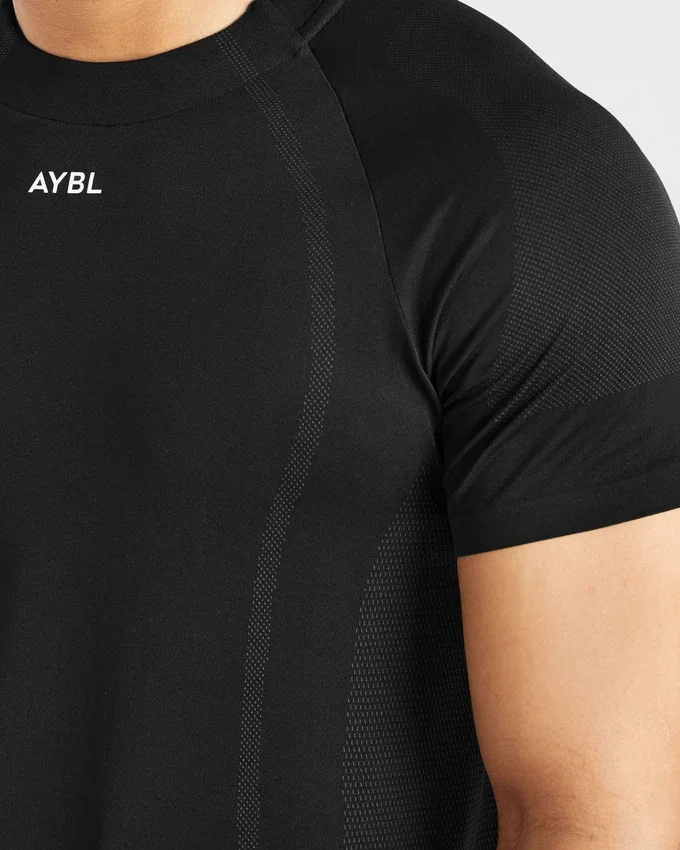 Attain Seamless T Shirt