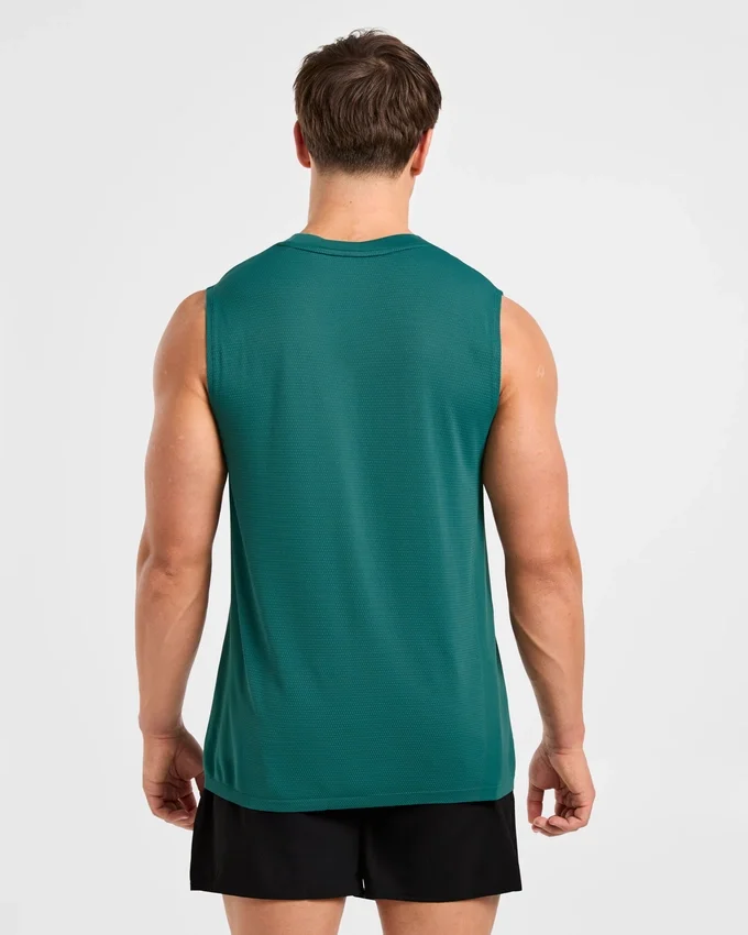 Attain Seamless Vest