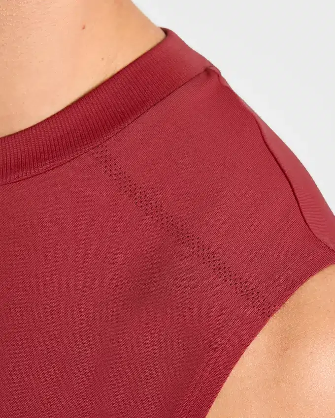 Attain Seamless Vest