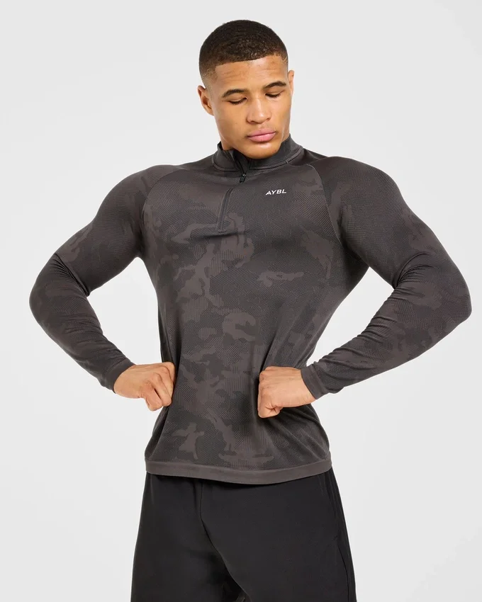 Camo Seamless 1/4 Zip Pullover