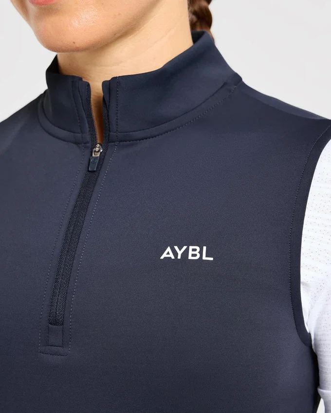 Classic 1/4 Zip Vest