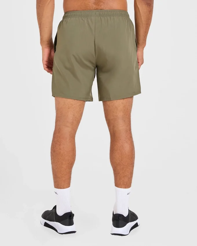 Core 7" Shorts