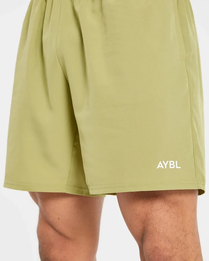 Core 7" Shorts