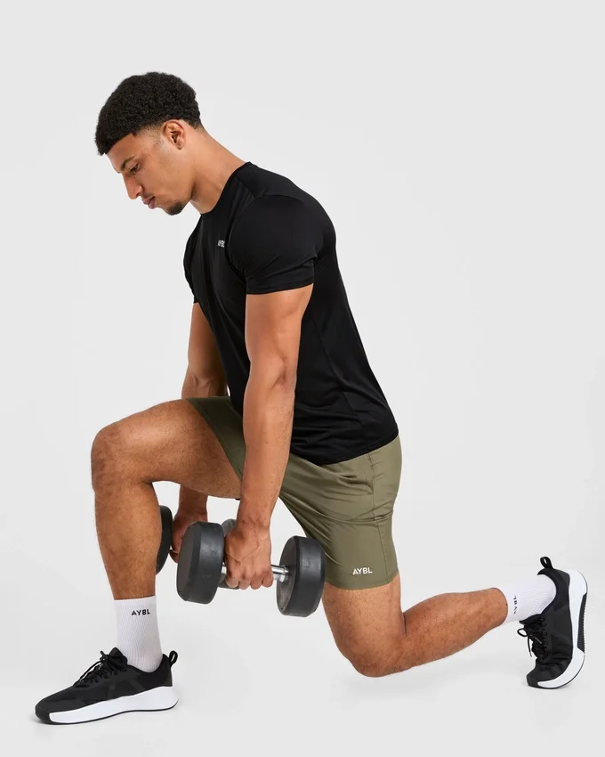 Core 7" Shorts