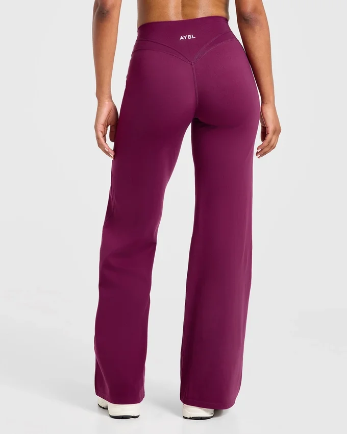 Engage Straight Leg Leggings