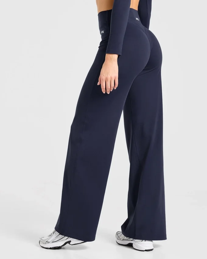 Engage Straight Leg Leggings