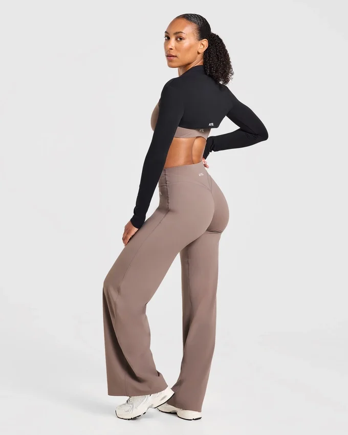 Engage Straight Leg Leggings