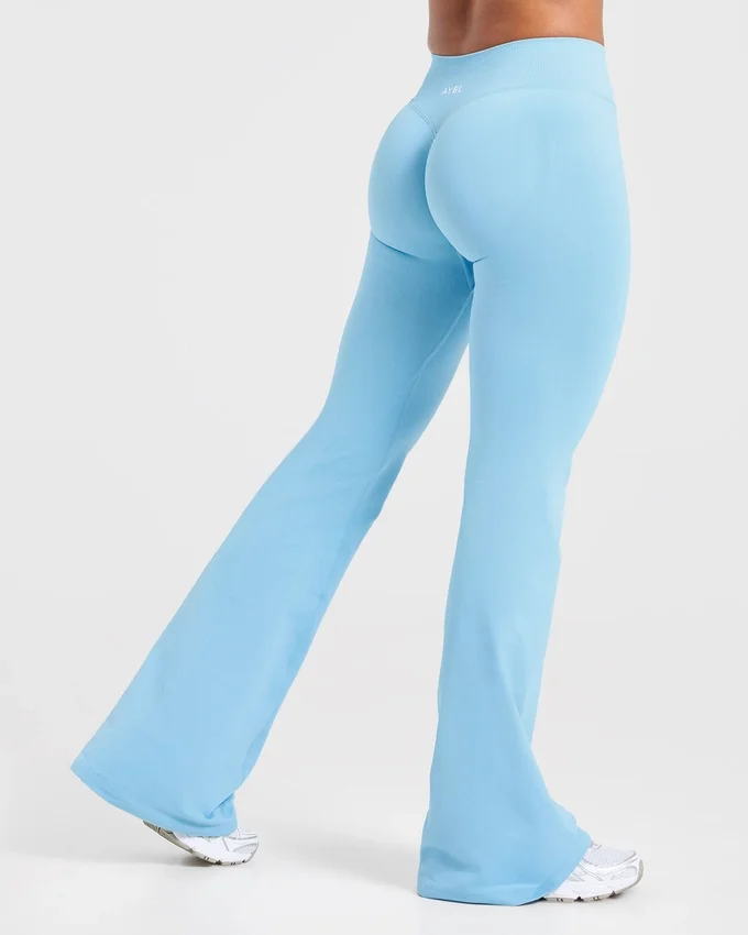 Enhance Seamless Flared Leggings