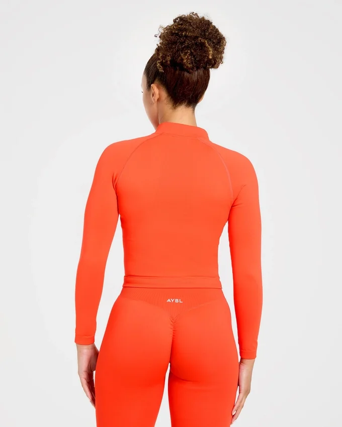 Enhance Seamless Jacket