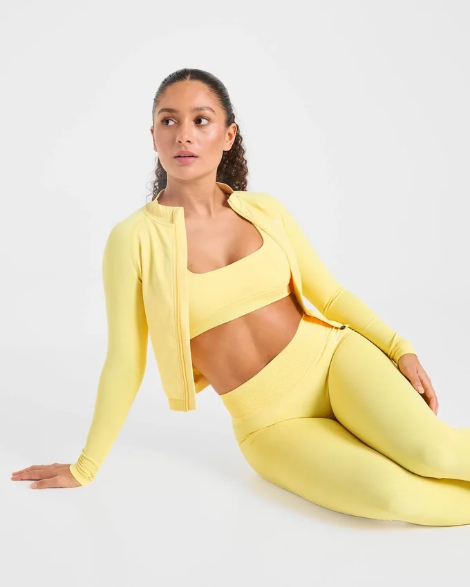 Enhance Seamless Jacket