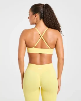 Enhance Seamless Sports Bra