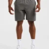 Essential Lightweight 7" Shorts