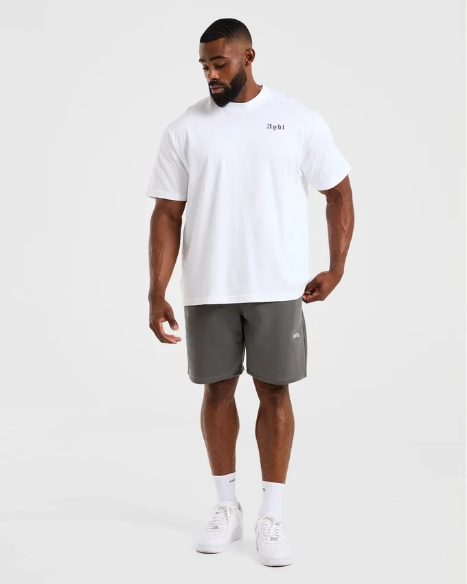 Essential Lightweight 7" Shorts