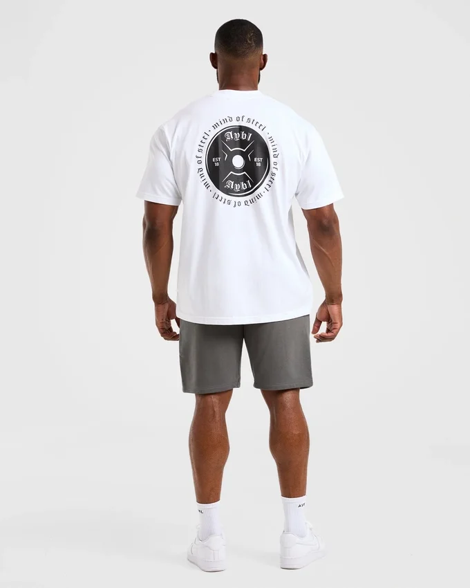 Essential Lightweight 7" Shorts