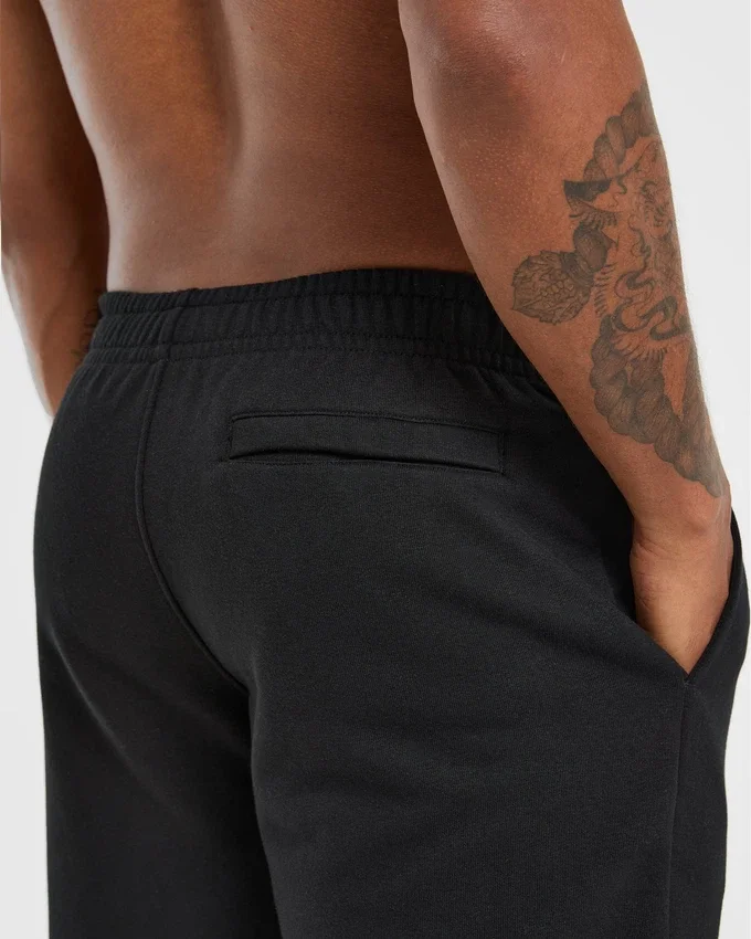 Essential Lightweight 7" Shorts