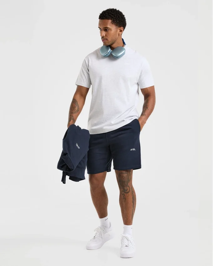 Essential Lightweight 7" Shorts