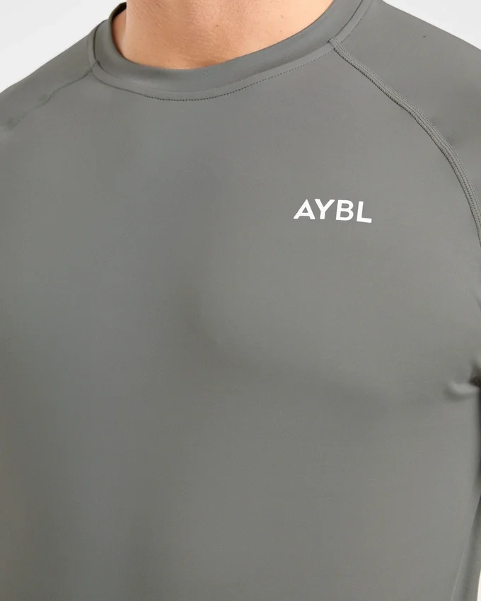 Essential Long Sleeve T Shirt
