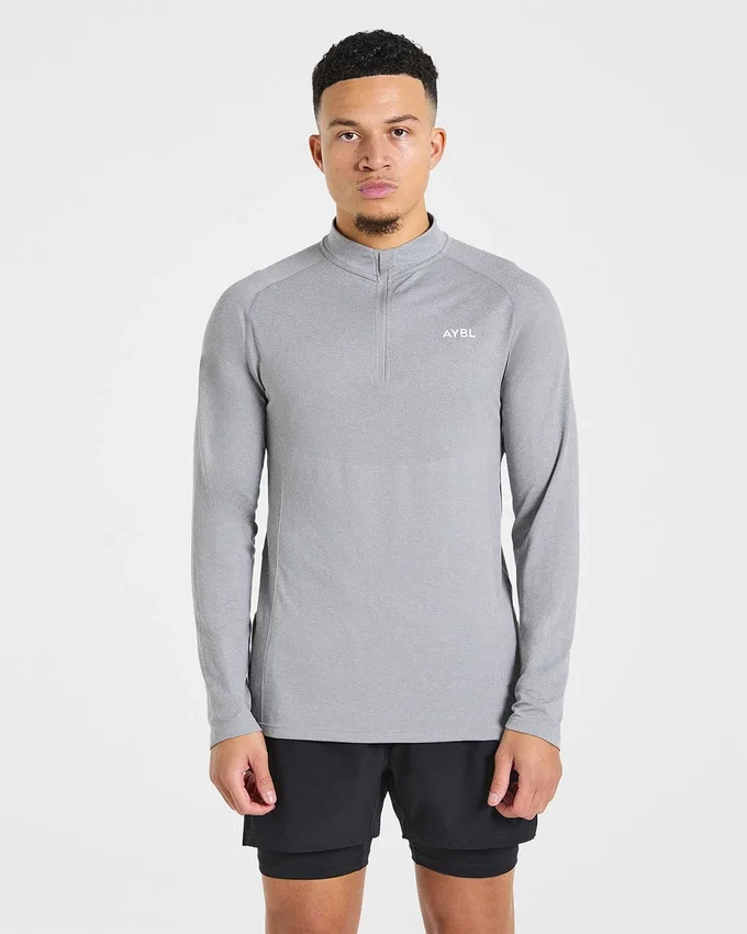 Essential Seamless 1/4 Zip Pullover