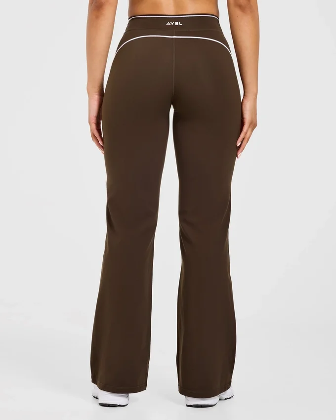 Form Flared Leggings