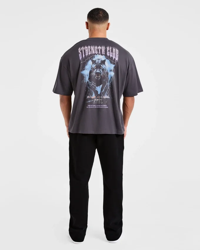 Hunt Your Goals Oversized T Shirt