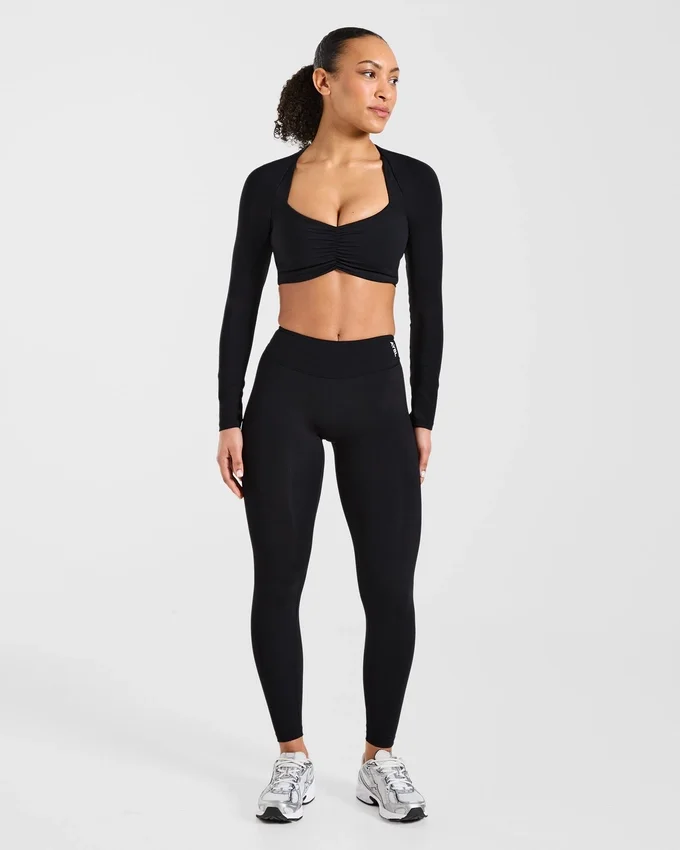 Physique Long Sleeve Crop Top