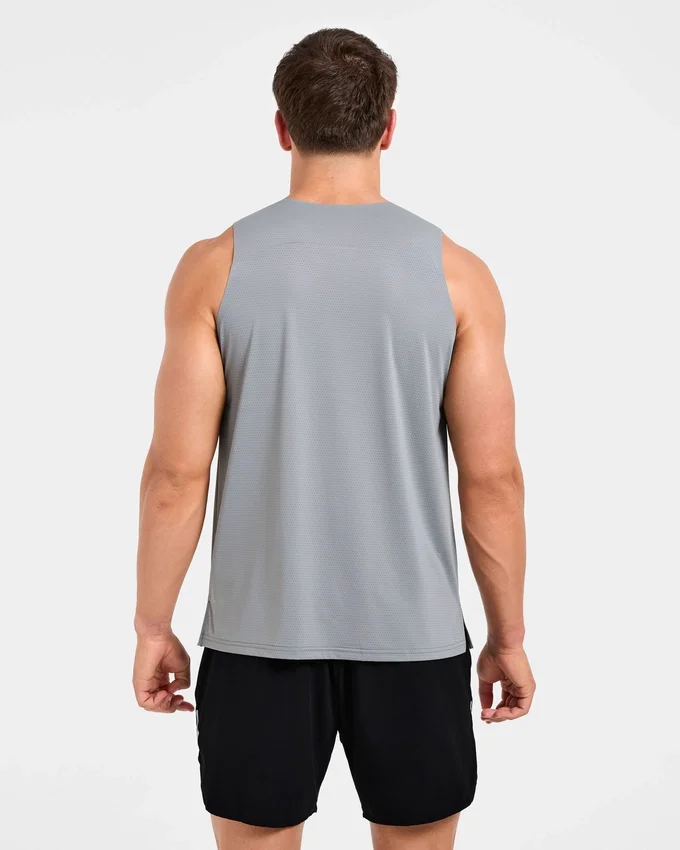 Run Loose Tank