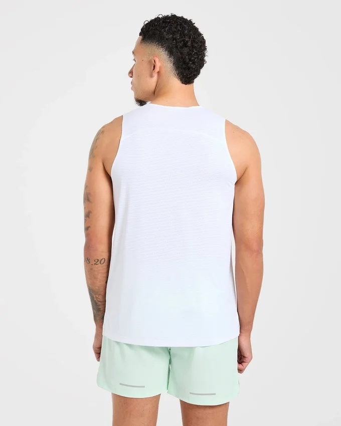 Run Loose Tank