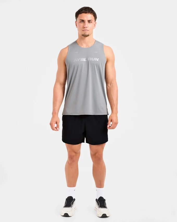 Run Loose Tank