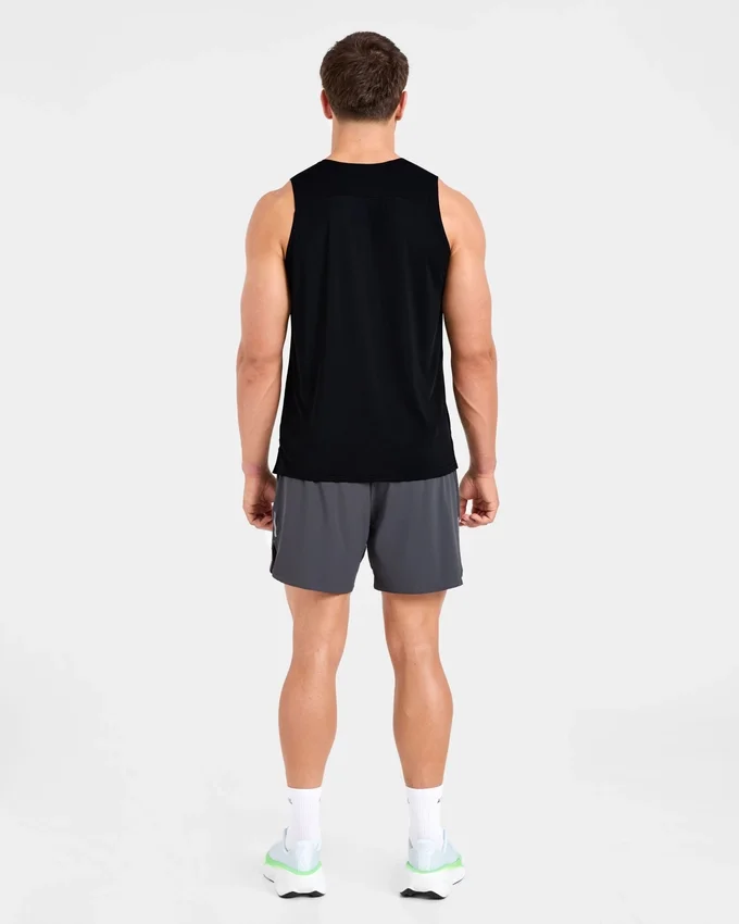 Run Loose Tank