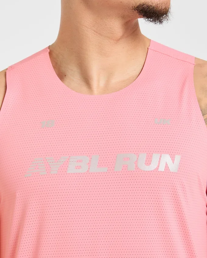 Run Loose Tank