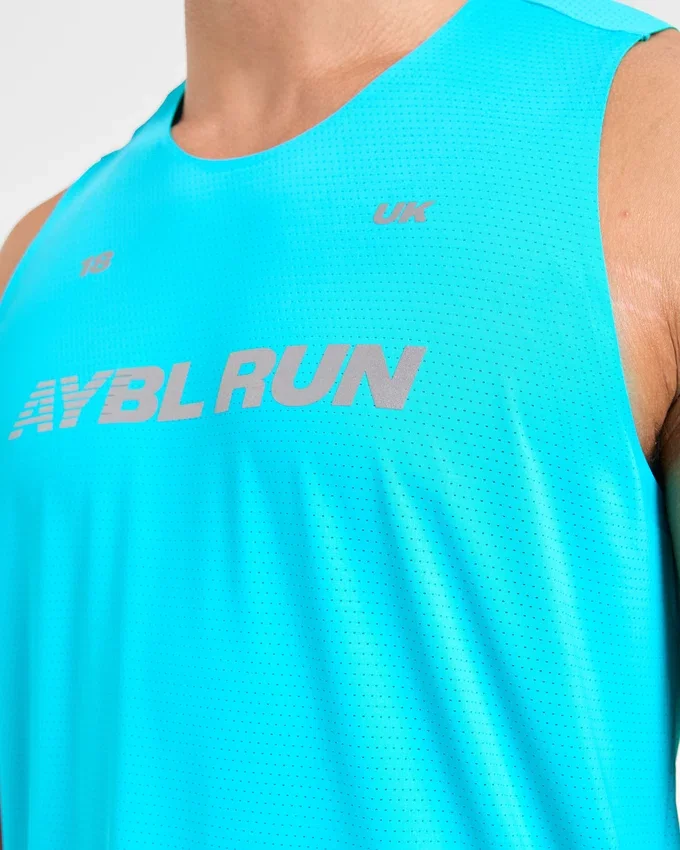 Run Loose Tank