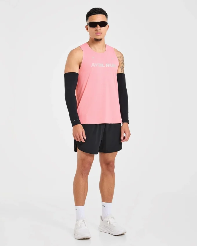 Run Loose Tank
