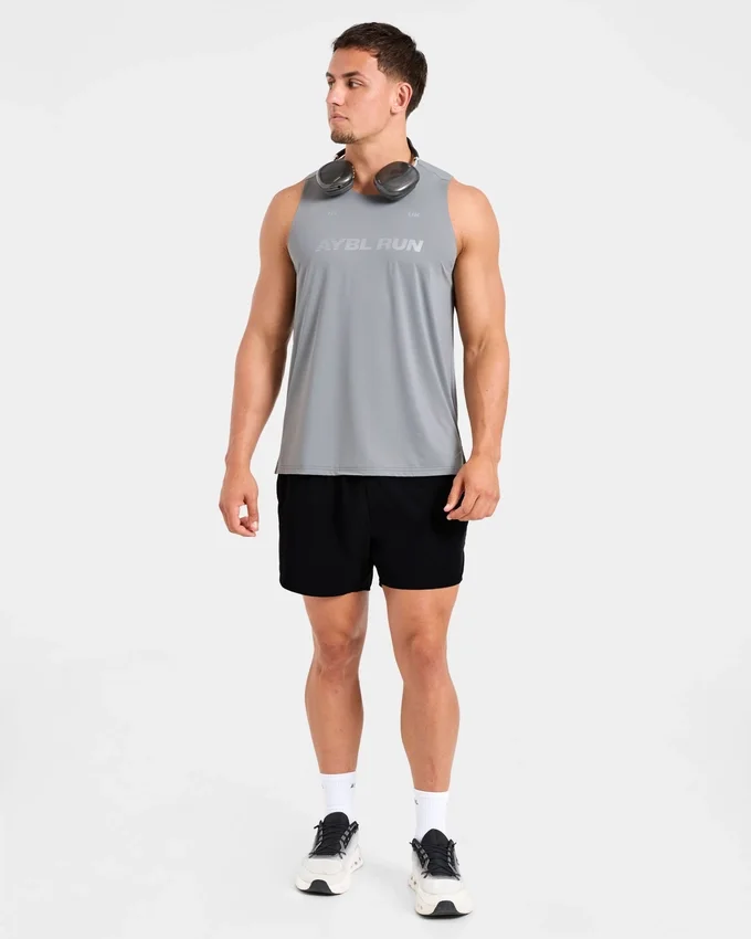 Run Loose Tank